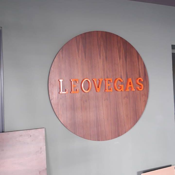 LEOVEGAS SIGN CUT WITH CNC